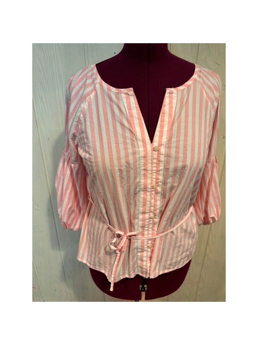 Gap Blouse Size Medium Pink White Striped with tie